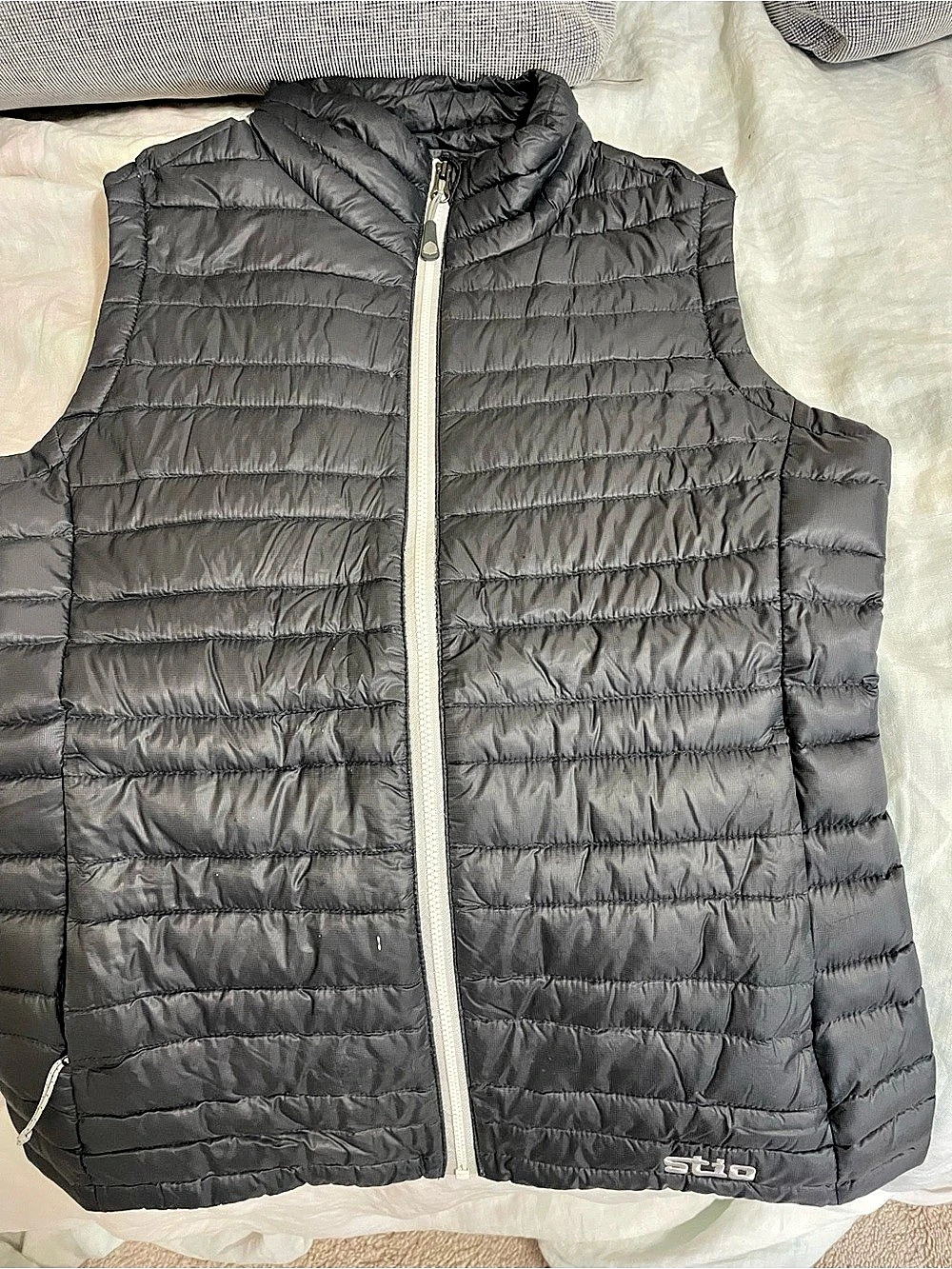 Women Stio Quilted Puffer Pinion Vest in Gray Size XS